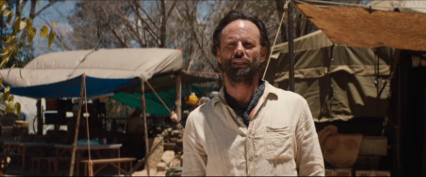 Walton Goggins trong vai phản diện Mathias Vogel